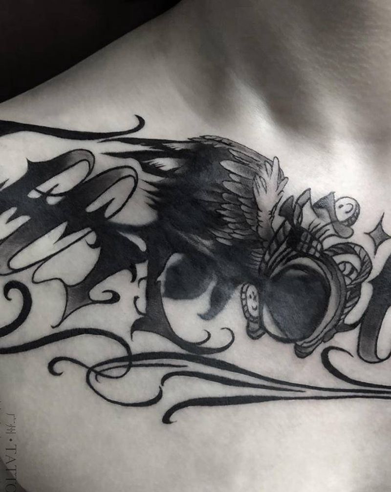 花体字遮盖纹身图片_胸部花体字纹身图案