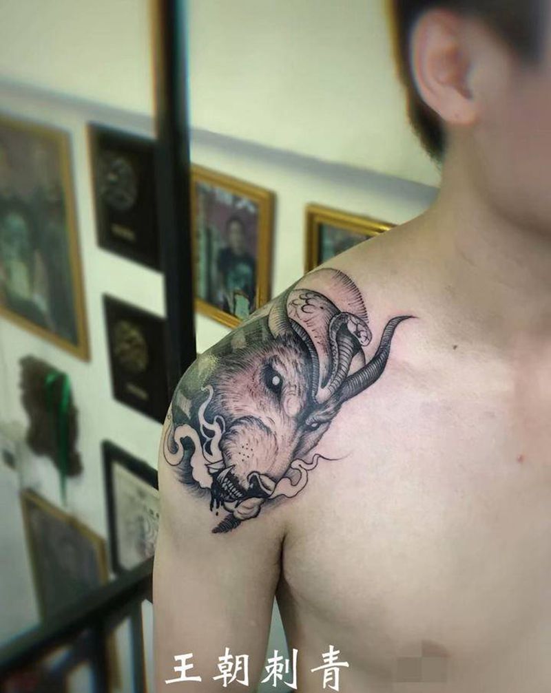 狼纹身图片_手臂新传统狼纹身图案