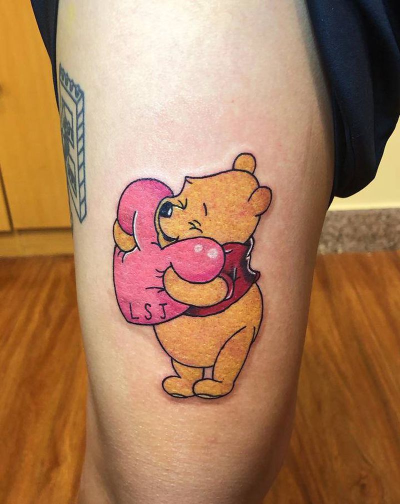 小熊维尼纹身图片_腿部Old School纹身图案