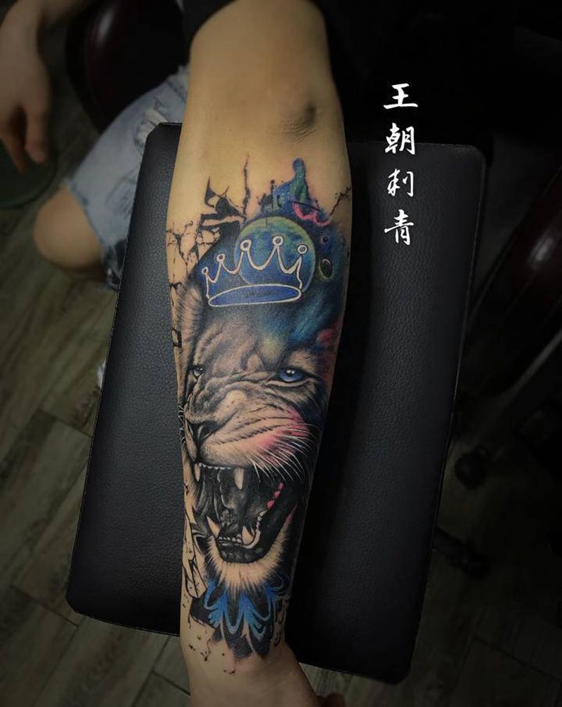 老虎纹身图片_手臂欧美写实水彩老虎纹身图案
