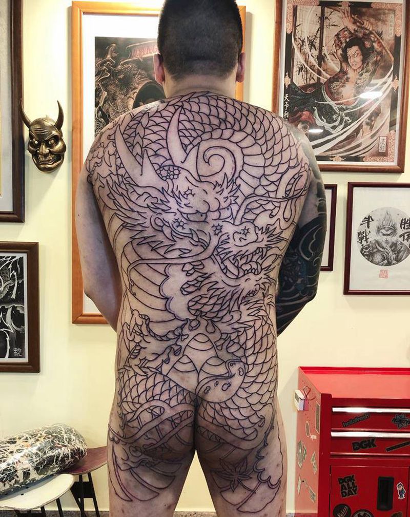 日式满背纹身图片_背部老传统纹身图案