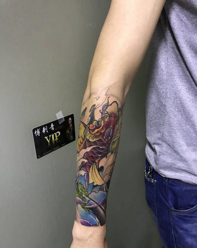 新传统纹身图片_手臂新传统纹身图案