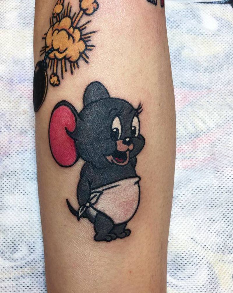 小图4连发纹身图片_手臂Old School纹身图案