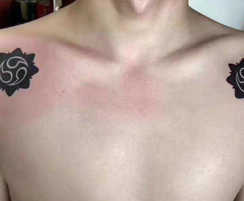 永夜刺青工作室纹身图片_胸部老传统纹身图案