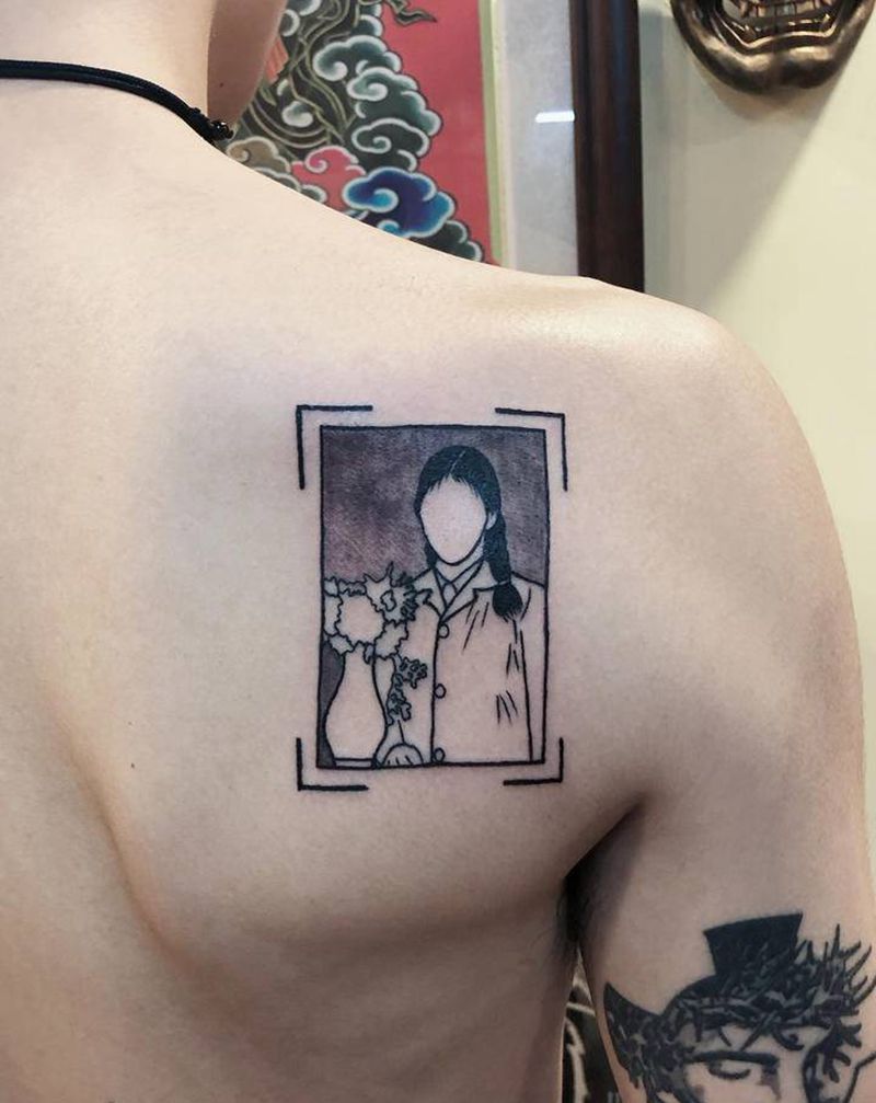 简笔画纹身图片_肩部几何纹身图案