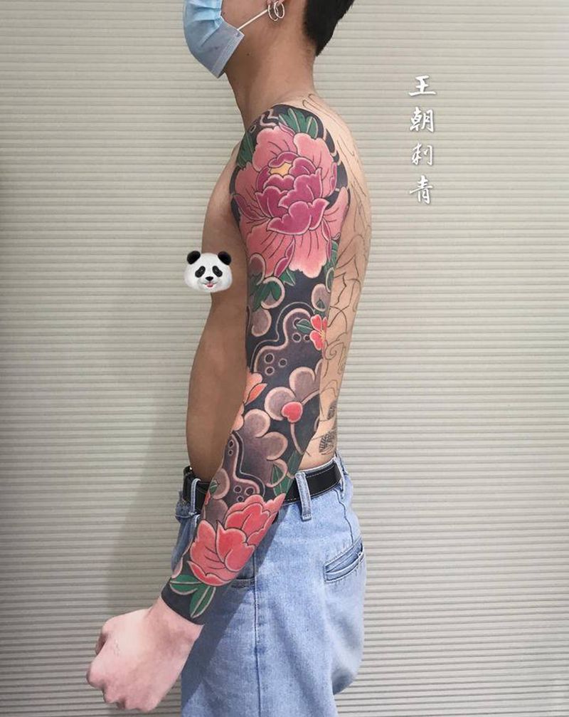 老传统纹身图片_手部手臂老传统花臂牡丹纹身图案