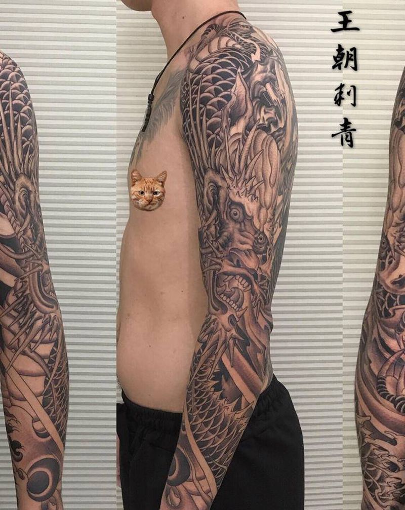 龙纹身图片_手臂新传统龙花臂纹身图案