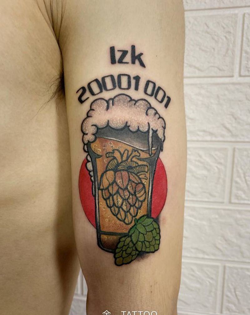 哦小图纹身图片_手臂手部Old School纹身图案