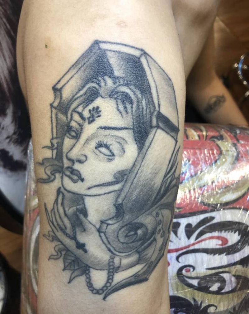 修改纹身图片_手臂Old School纹身图案