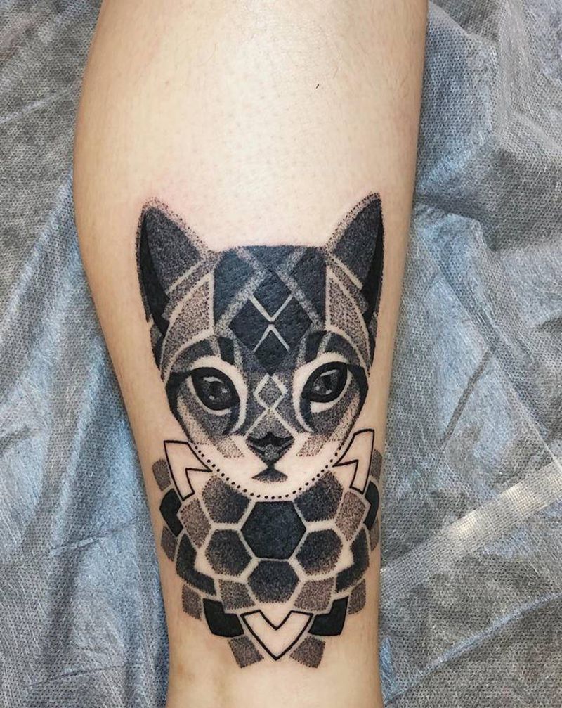 猫纹身图片_腿部点刺纹身图案