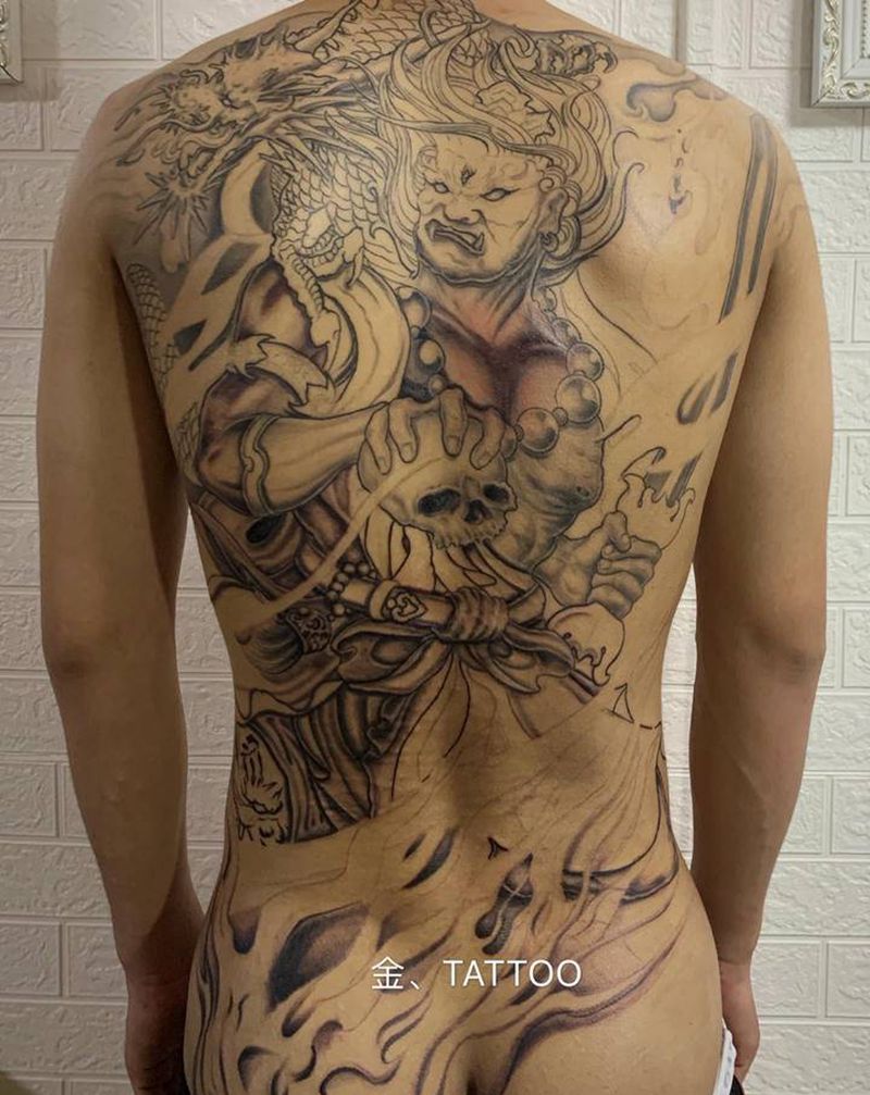 不动明王纹身图片_背部腿部新传统老传统纹身图案