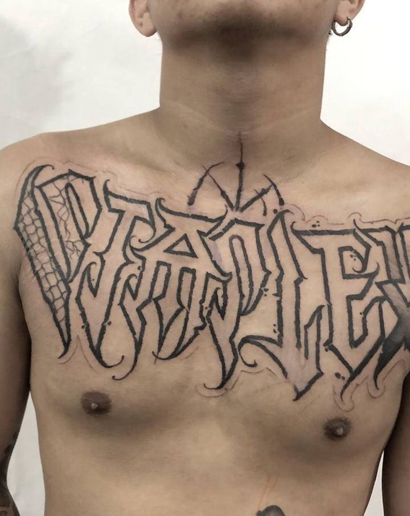 Simplex纹身图片_胸部花体字纹身图案