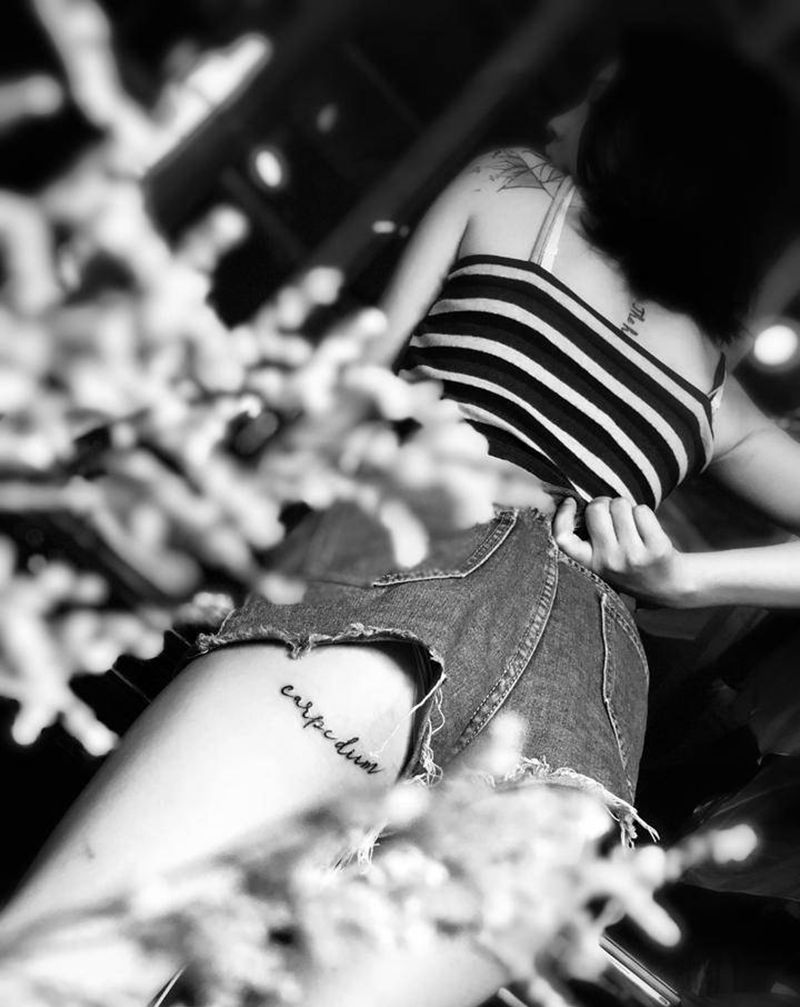 小英文一枚纹身图片_臀部小清新纹身图案