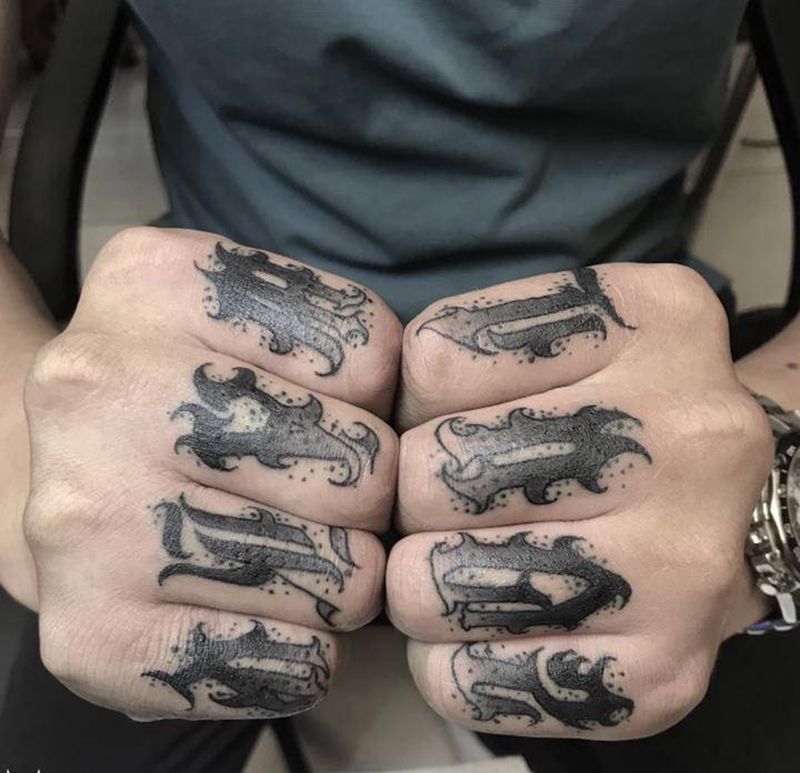 原创哥特花体纹身图片_手部花体字原创哥特花体纹身图案