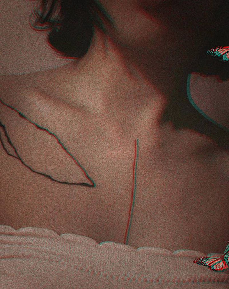 个性线条纹身图片_胸部个性纹身图案