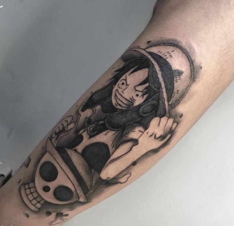 海贼王路飞纹身图片_腿部路飞纹身图案