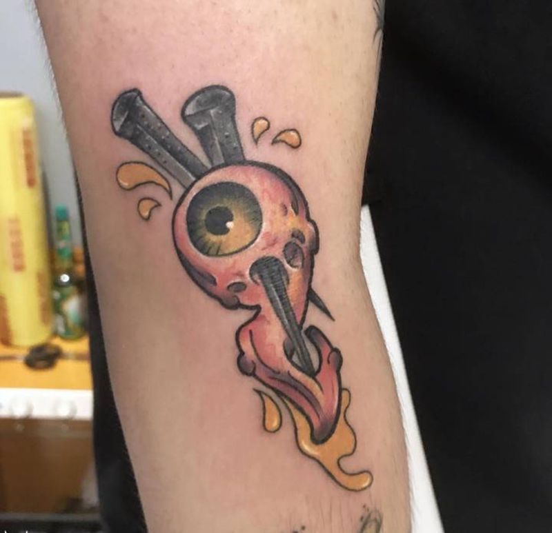 彩色眼球纹身图片_手臂New School纹身图案