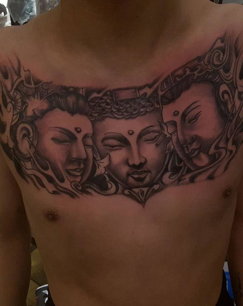 800块纹身图片_胸部三面佛纹身图案
