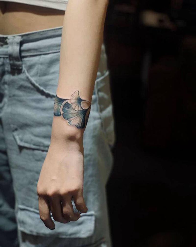 银杏叶纹身图片_手臂New School纹身图案