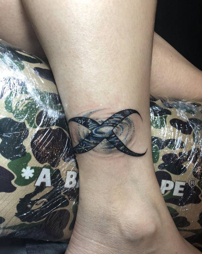 X銀河系纹身图片_手部水彩星空纹身图案