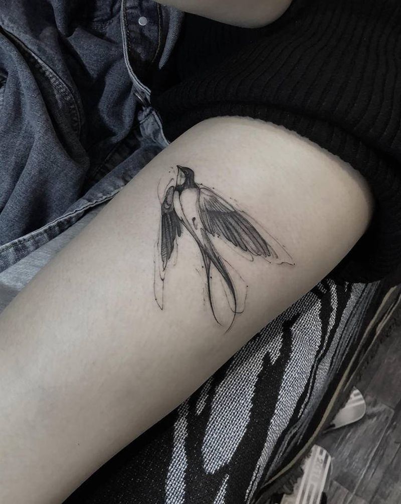 燕子纹身图片_腿部几何水墨纹身图案