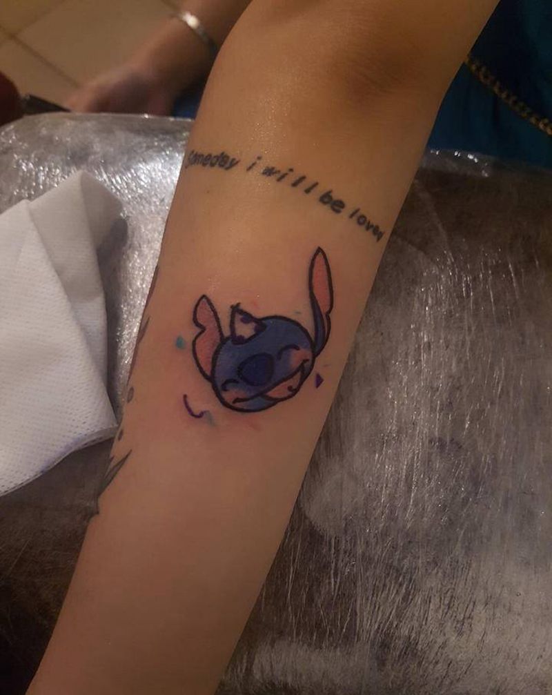 #史迪仔纹身图片_手臂手部水彩史迪仔纹身图案