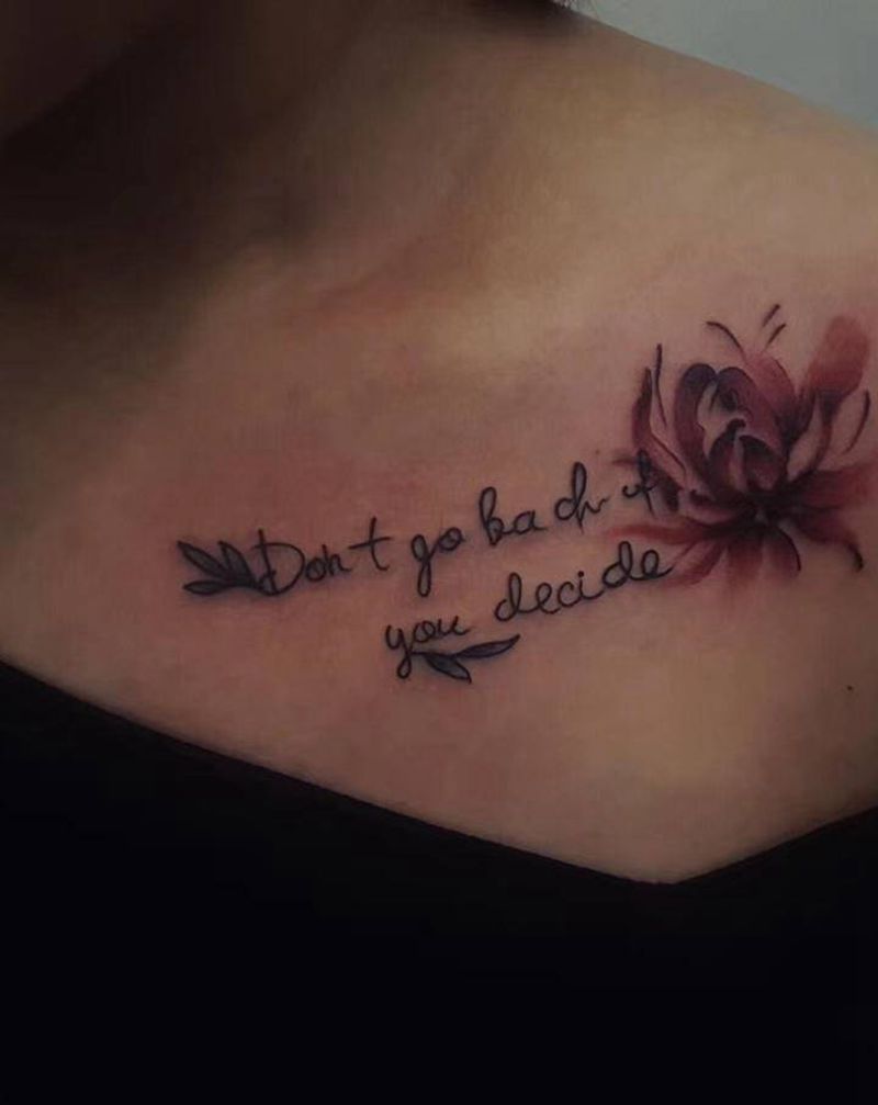 #彼岸花纹身图片_肩部胸部水彩彼岸花纹身图案