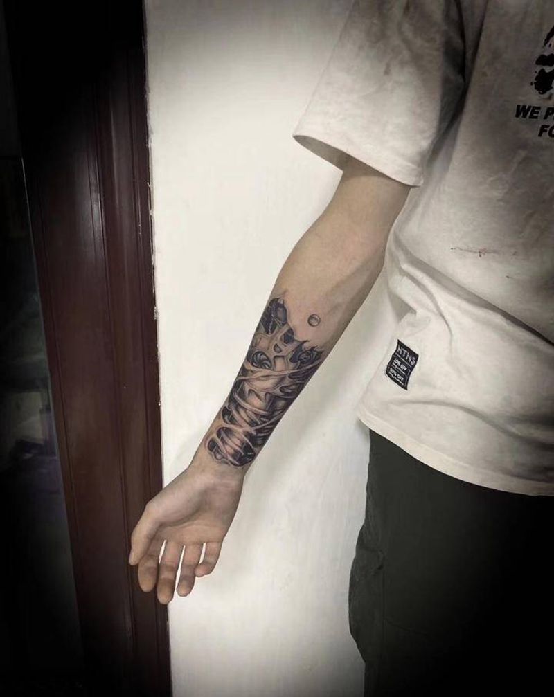 机械纹身图片_手部欧美写实纹身图案