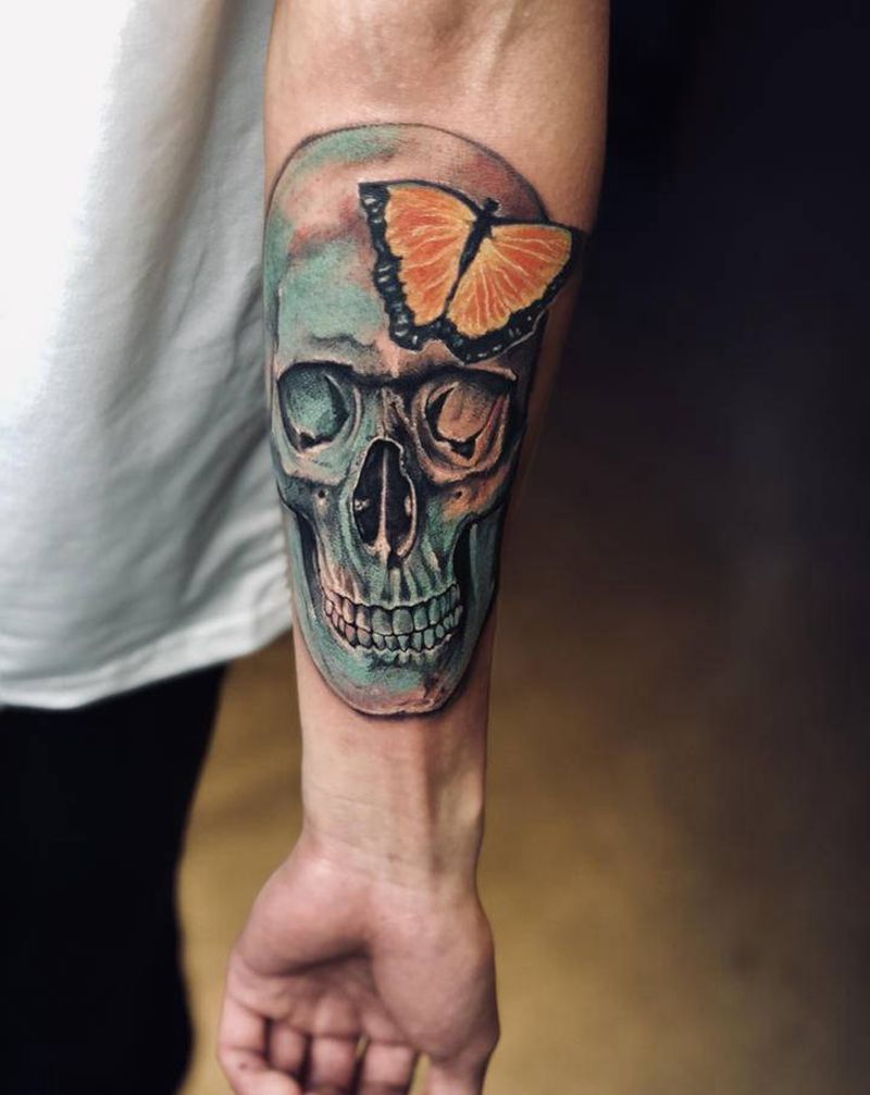 重生纹身图片_手臂点刺水彩纹身图案