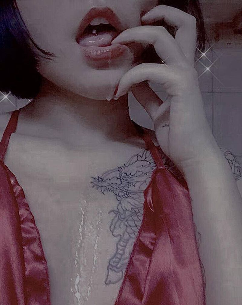 舌钉～买家秀纹身图片_老传统纹身图案