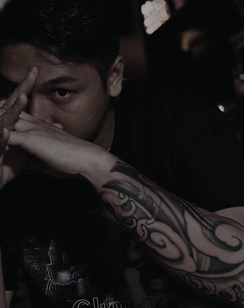 水浪纹身图片_手臂新传统纹身图案