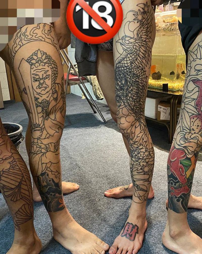 老传统纹身图片_脚部腿部老传统雷神不动明王凤凰纹身图案