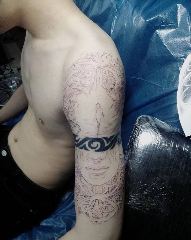 窗花纹身图片_手臂欧美写实纹身图案