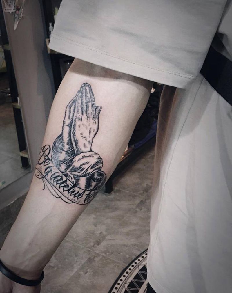 双手纹身图片_手臂Old School纹身图案