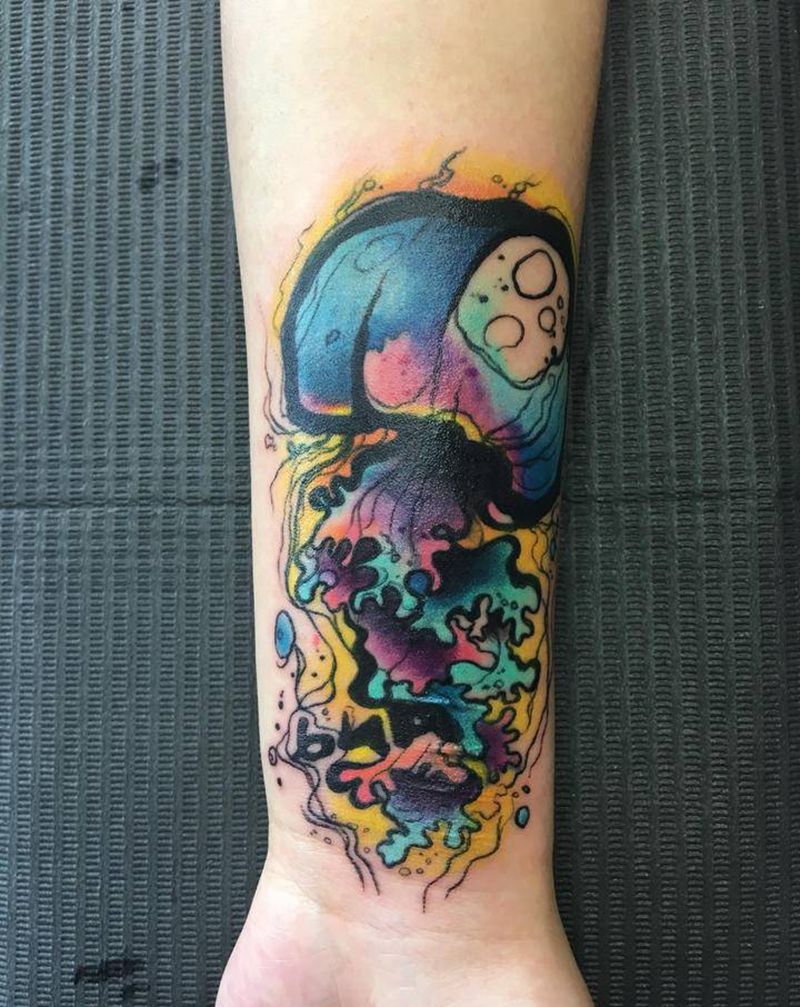 水母遮盖纹身图片_手臂New School水彩水母纹身图案