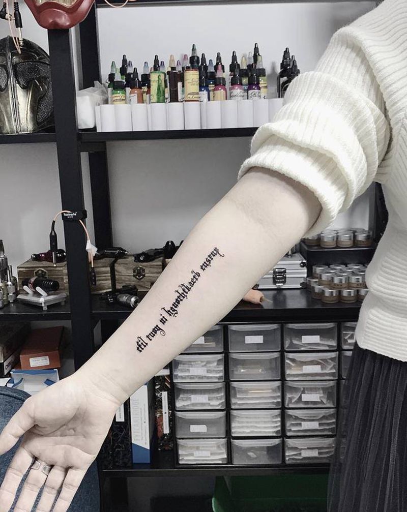 精致的小英文纹身图片_手臂英文小清新花体字纹身图案