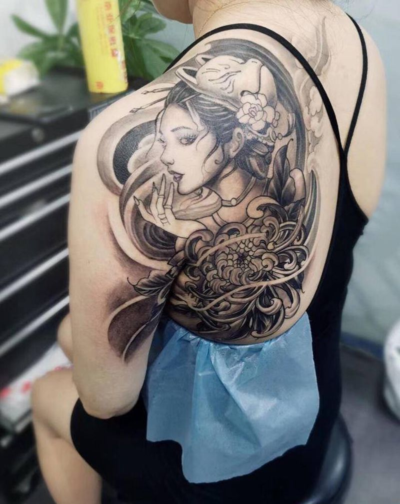 覆盖胎记纹身图片_背部纹身图案