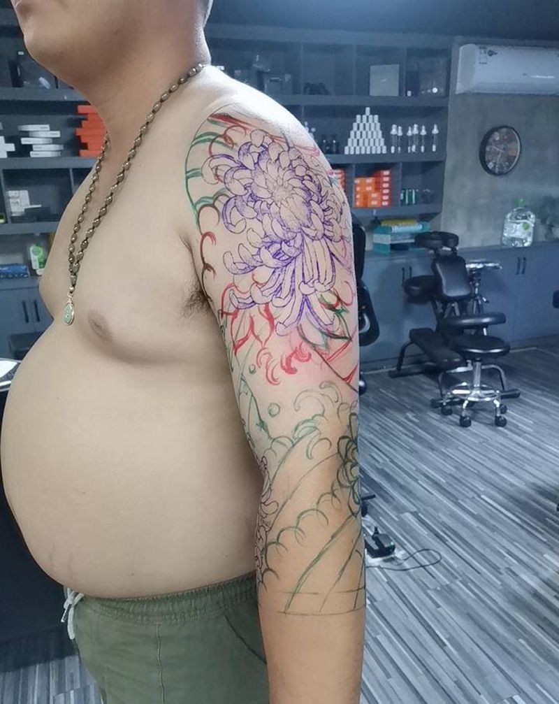 日式七分袖纹身图片_手臂老传统日式七分袖花臂纹身图案