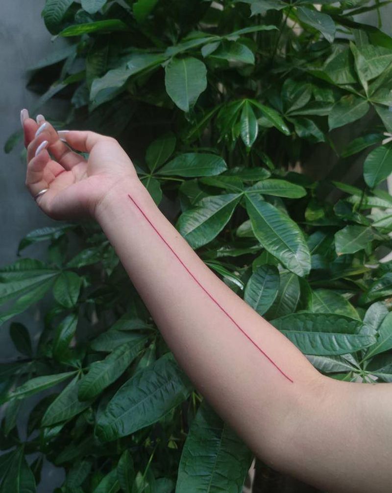 线纹身图片_手臂几何纹身图案