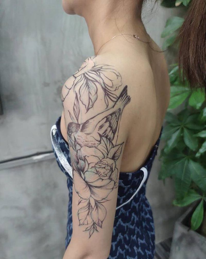 纯手绘素花遮盖纹身图片_手臂素花遮盖麻雀纹身图案