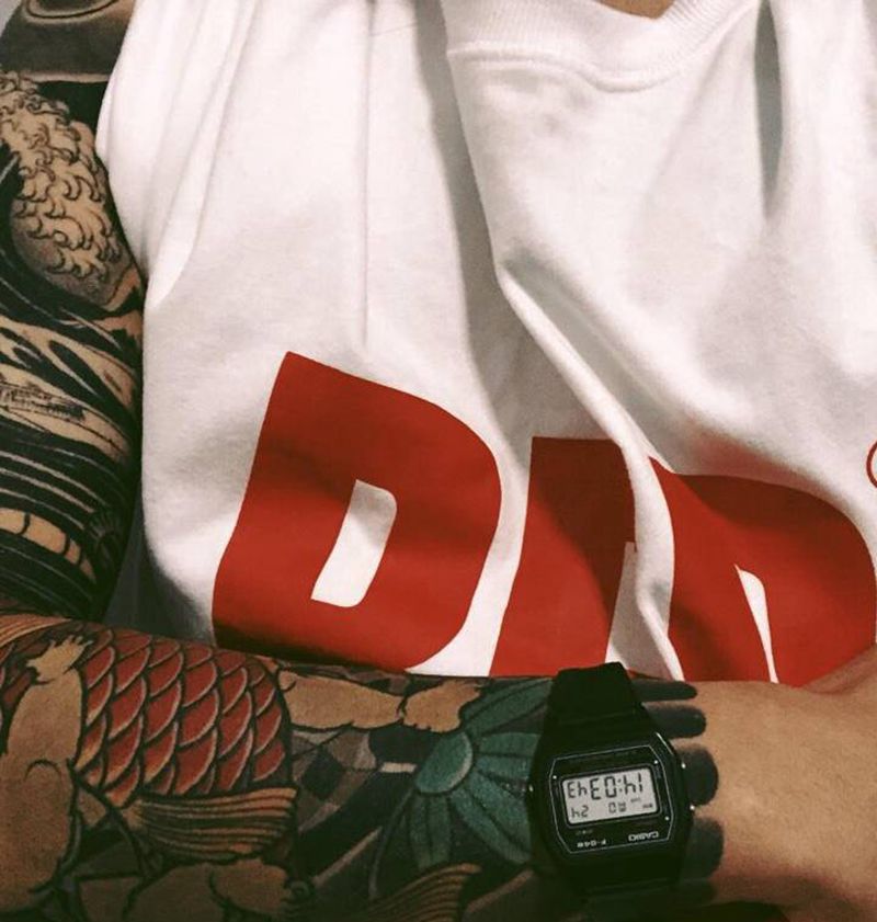 花臂买家秀纹身图片_手部老传统纹身图案