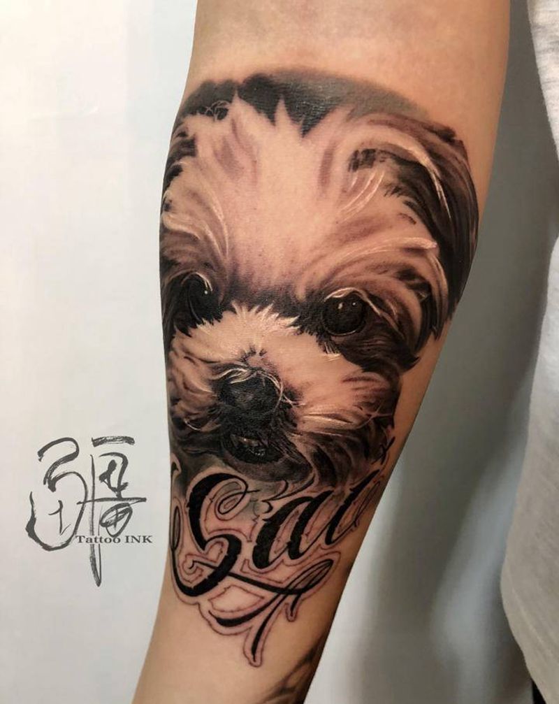 爱宠纹身图片_手部手臂花体字欧美写实纹身图案