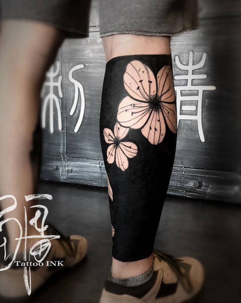 黑小腿纹身图片_腿部脚部水墨图腾纹身图案