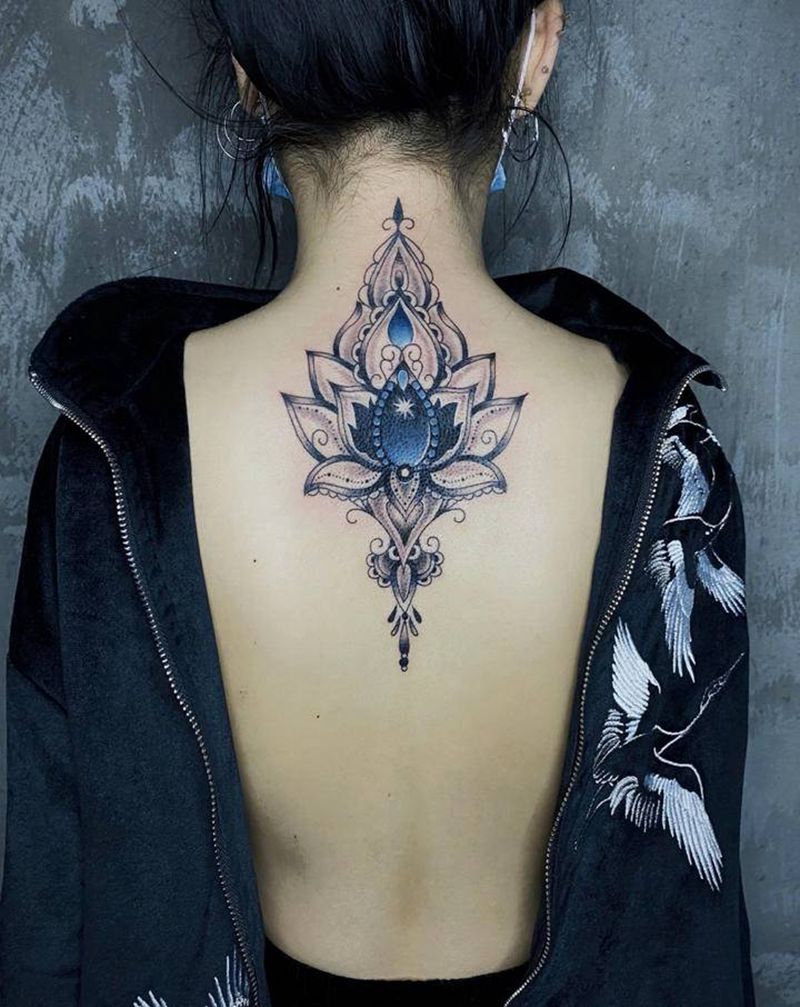 覆盖纹身图片_背部纹身图案