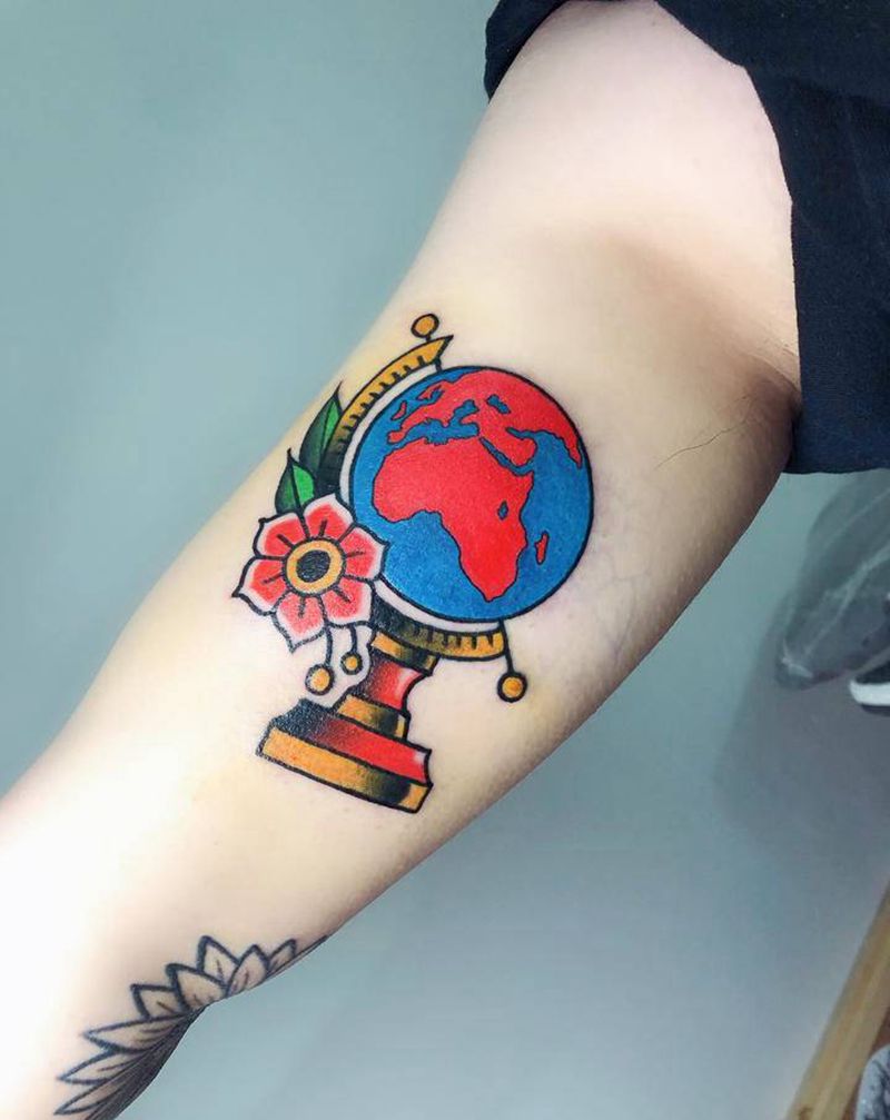 地球仪一枚纹身图片_Old School纹身图案