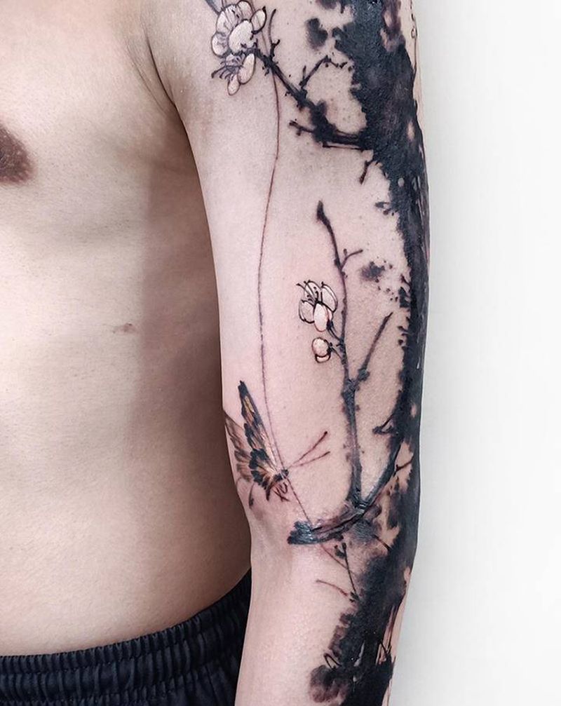 水墨 | 梅花纹身图片_手臂水墨纹身图案