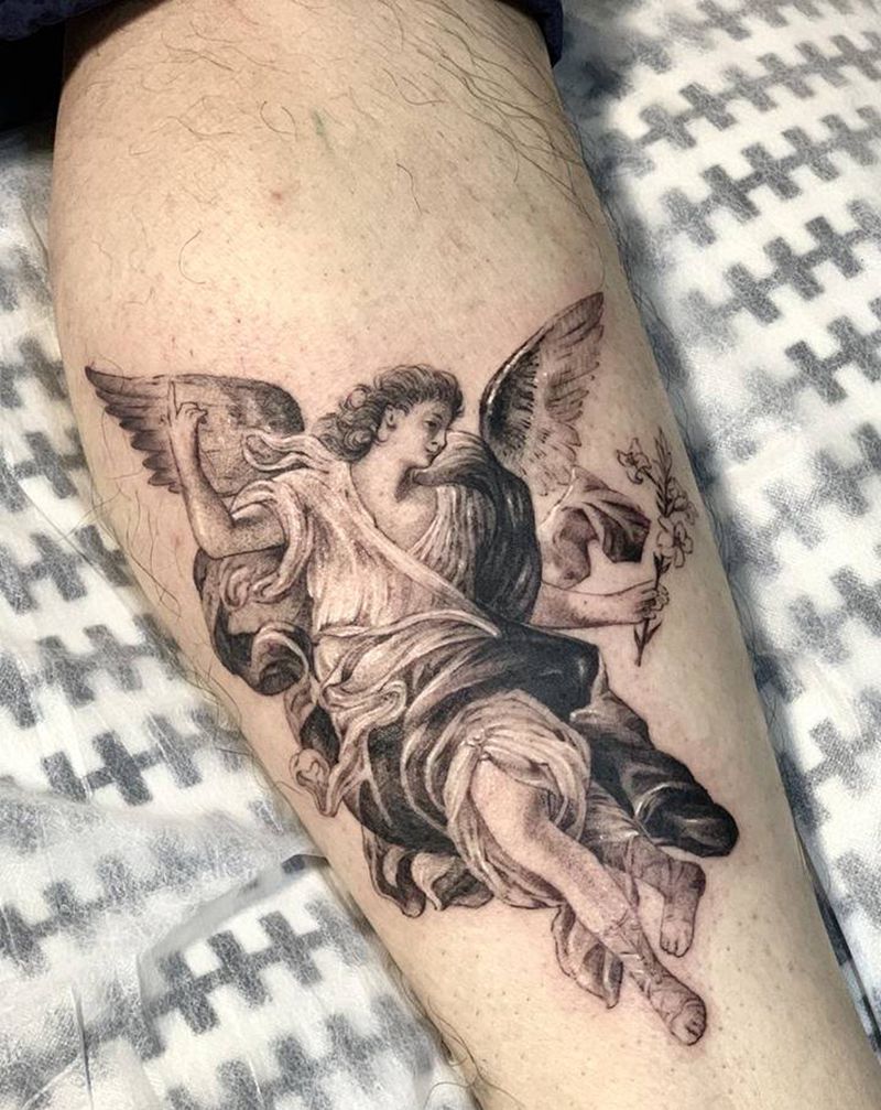 天使纹身图片_腿部肩部欧美写实水墨天使黑白纹身图案