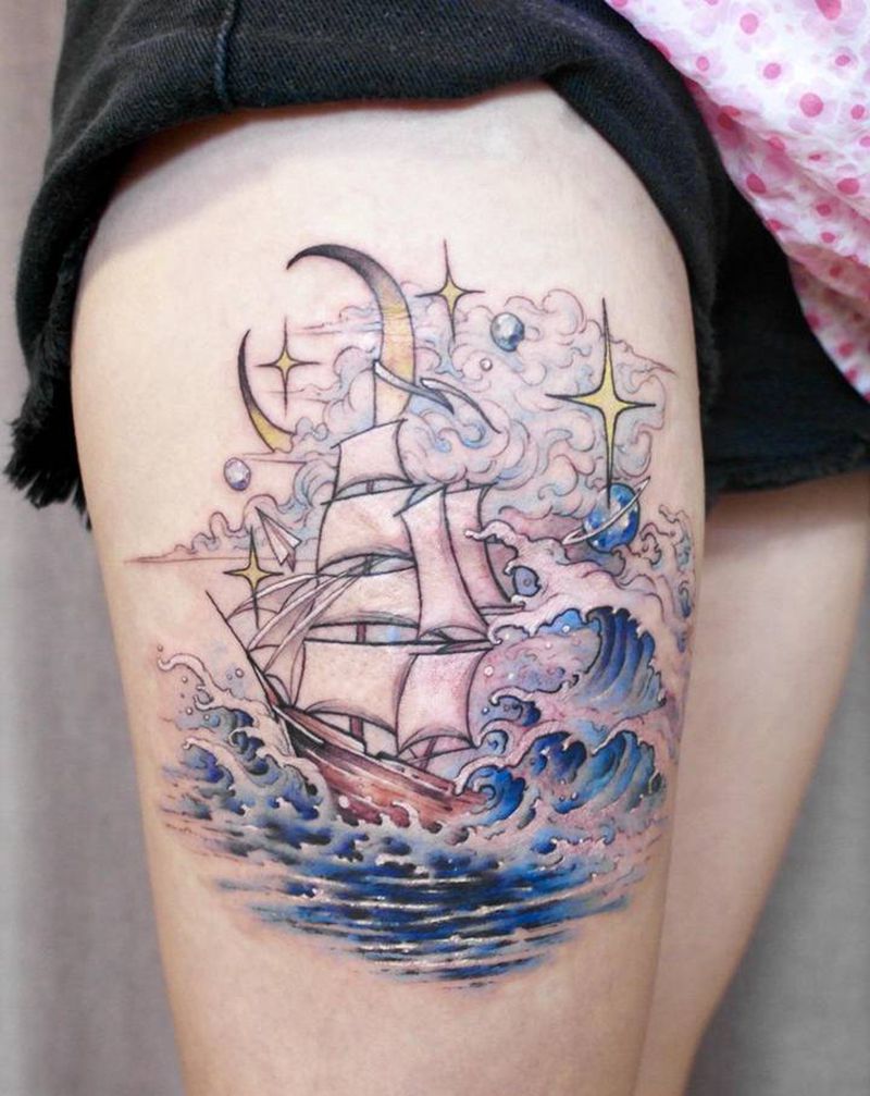 帆船 月亮 海浪纹身图片_腿部臀部水彩New School帆船月亮海浪纹身图案