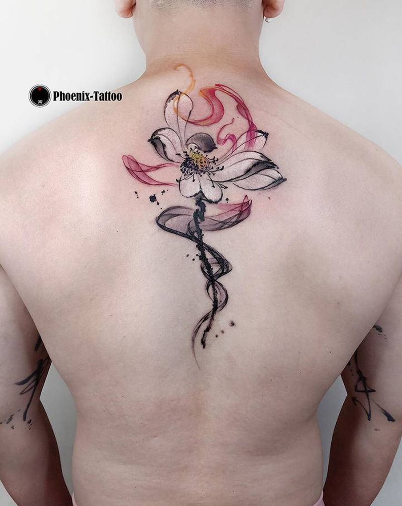 水墨 | 莲花纹身图片_背部水墨纹身图案