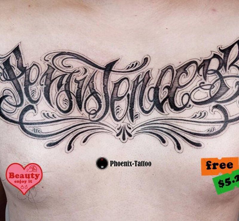 花体纹身图片_胸部花体字纹身图案